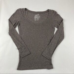 Poof Tshirt Womens Medium Gray Round Neck Long Sleeve Lightweight